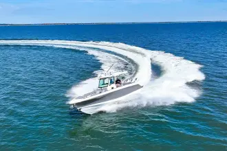 Thumbnail von Boston Whaler 360 Outrage