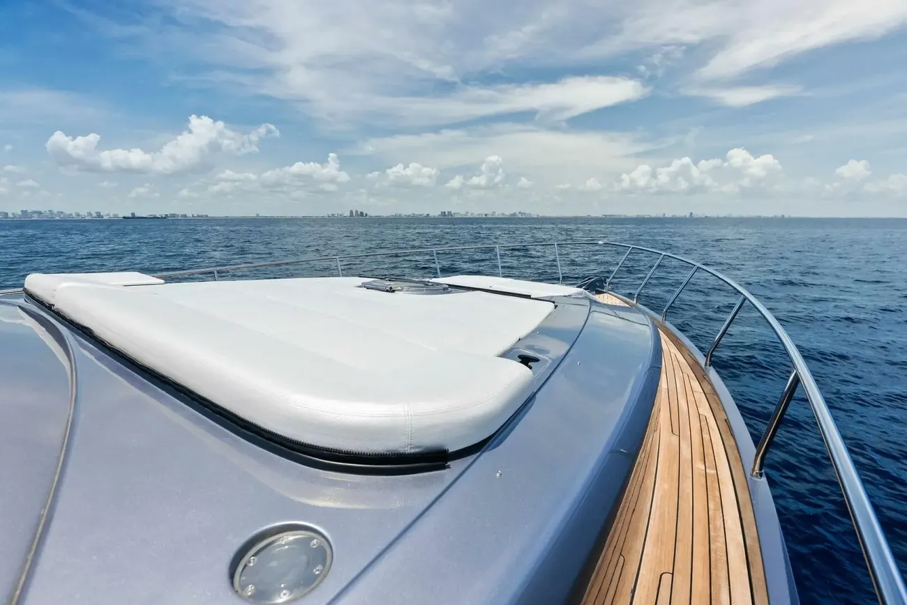 Thumbnail von Pershing 6X Ferretti Pershing Trade