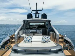Thumbnail von Pershing 6X Ferretti Pershing Trade
