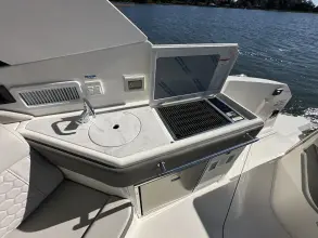 Thumbnail von Sea Ray 320 Sundancer z silnikiem zewnętrznym