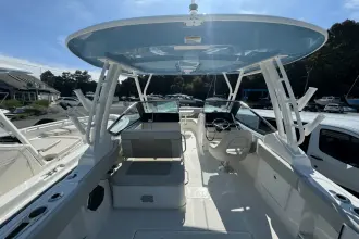 Thumbnail von Boston Whaler 240 Vantage