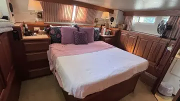 Thumbnail von Viking 44 The Briar Patch