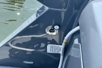 Thumbnail von Cruisers Yachts 38 GLS OB