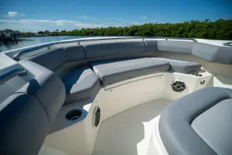 Thumbnail von Boston Whaler 280 Outrage