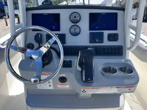Thumbnail von Boston Whaler 230 Outrage