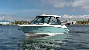 Thumbnail von Boston Whaler 330 Vantage