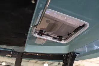 Thumbnail von Boston Whaler 330 Vantage