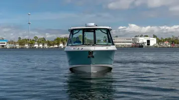 Thumbnail von Boston Whaler 330 Vantage