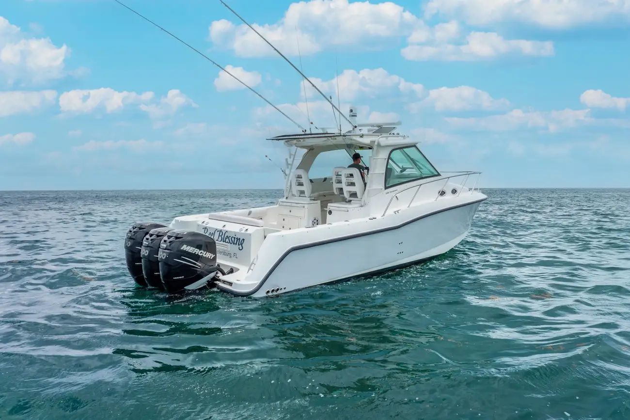 Thumbnail von Boston Whaler 345 Conquest REEL BLESSING