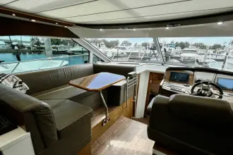 Thumbnail von Cruisers Yachts 45 Cantius