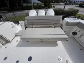 Thumbnail von Boston Whaler 365 Conquest