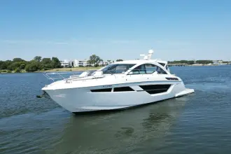 Thumbnail von Cruisers Yachts 50 Cantius