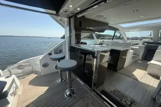 Thumbnail von Cruisers Yachts 50 Cantius