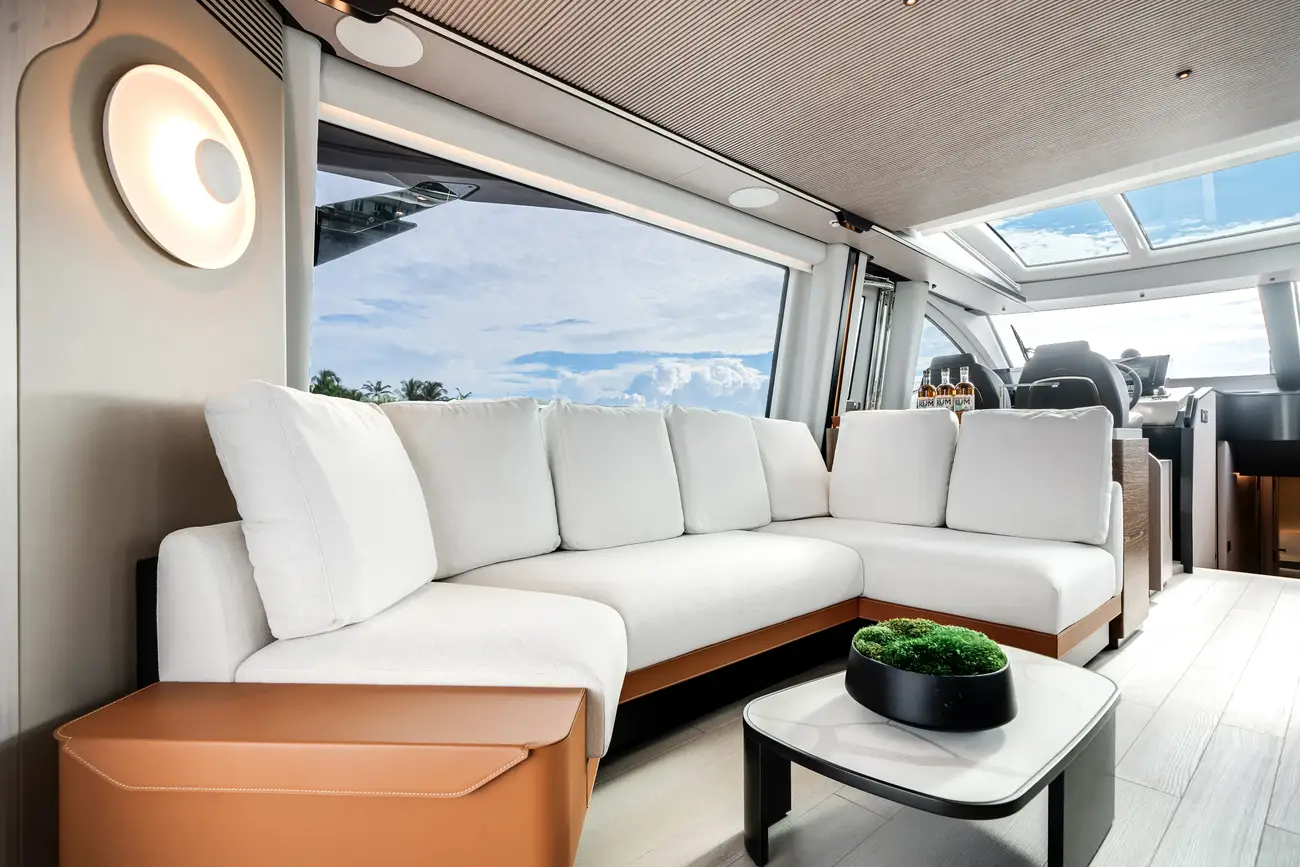 Thumbnail von Azimut S8