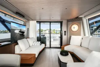 Thumbnail von Azimut S8