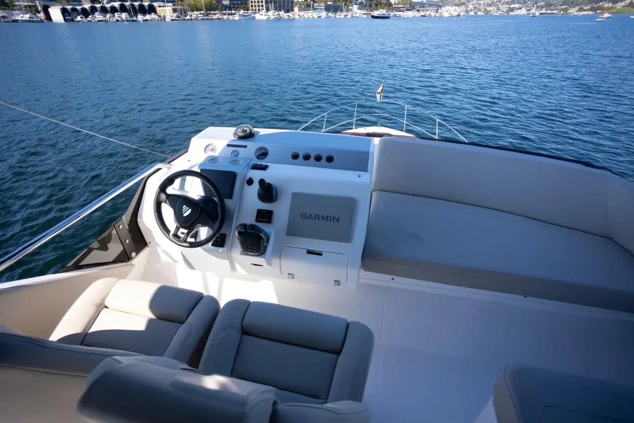 Thumbnail von Fairline Squadron 50 50 FAIRLINE