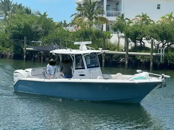 Sea Hunt Gamefish 30 CB