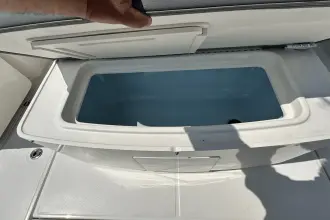 Thumbnail von Boston Whaler 330 Outrage