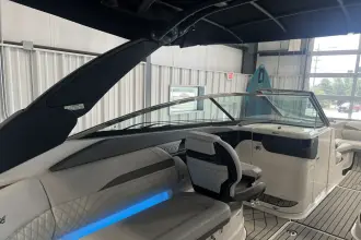 Thumbnail von Sea Ray SLX 260