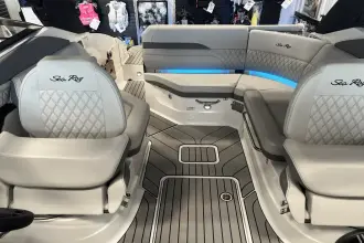 Thumbnail von Sea Ray SLX 260