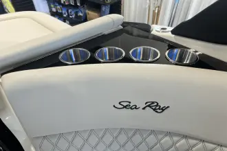 Thumbnail von Sea Ray SLX 260