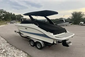 Thumbnail von Sea Ray SLX 260