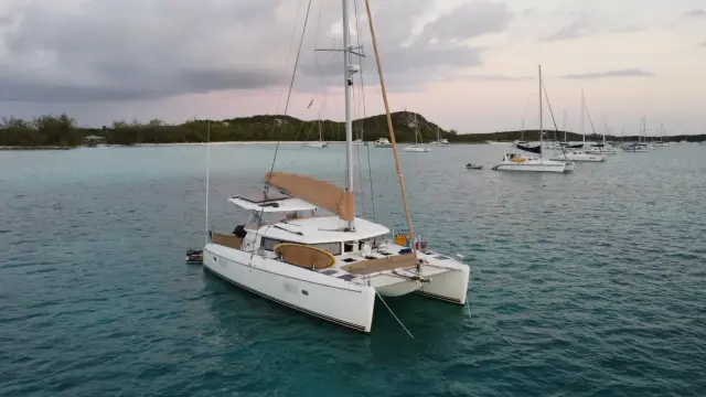 Lagoon 420 Anchored Soul