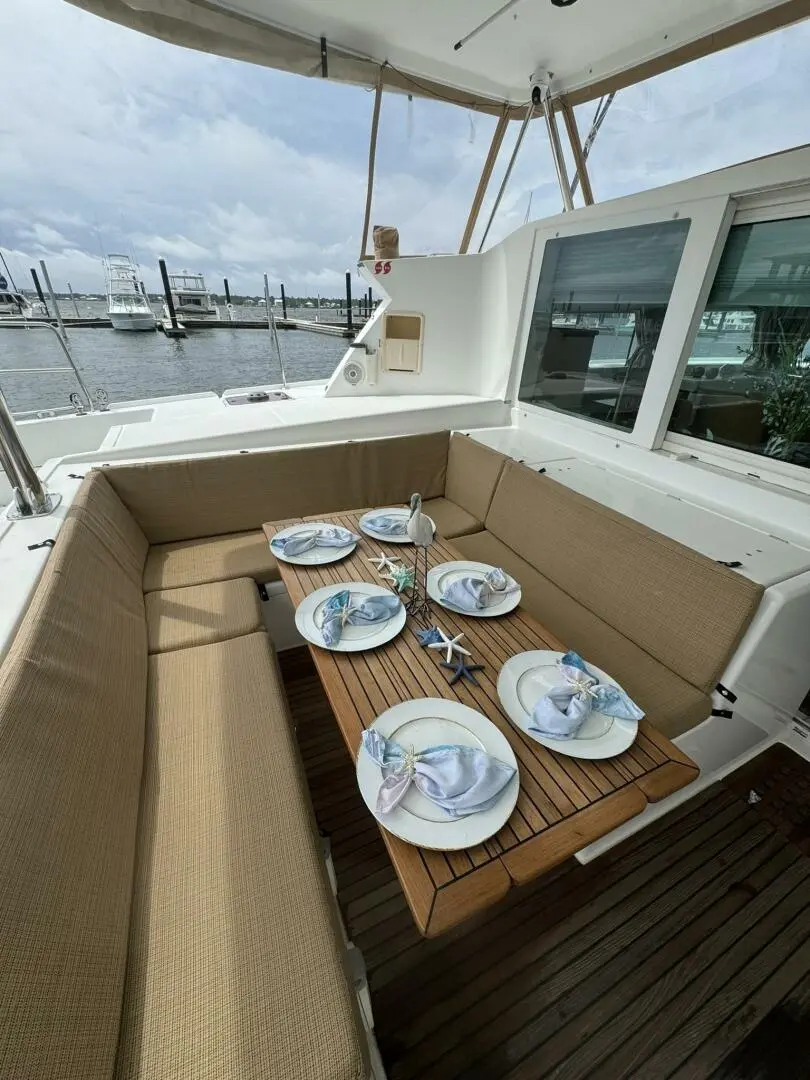 Thumbnail von Lagoon 420 Anchored Soul