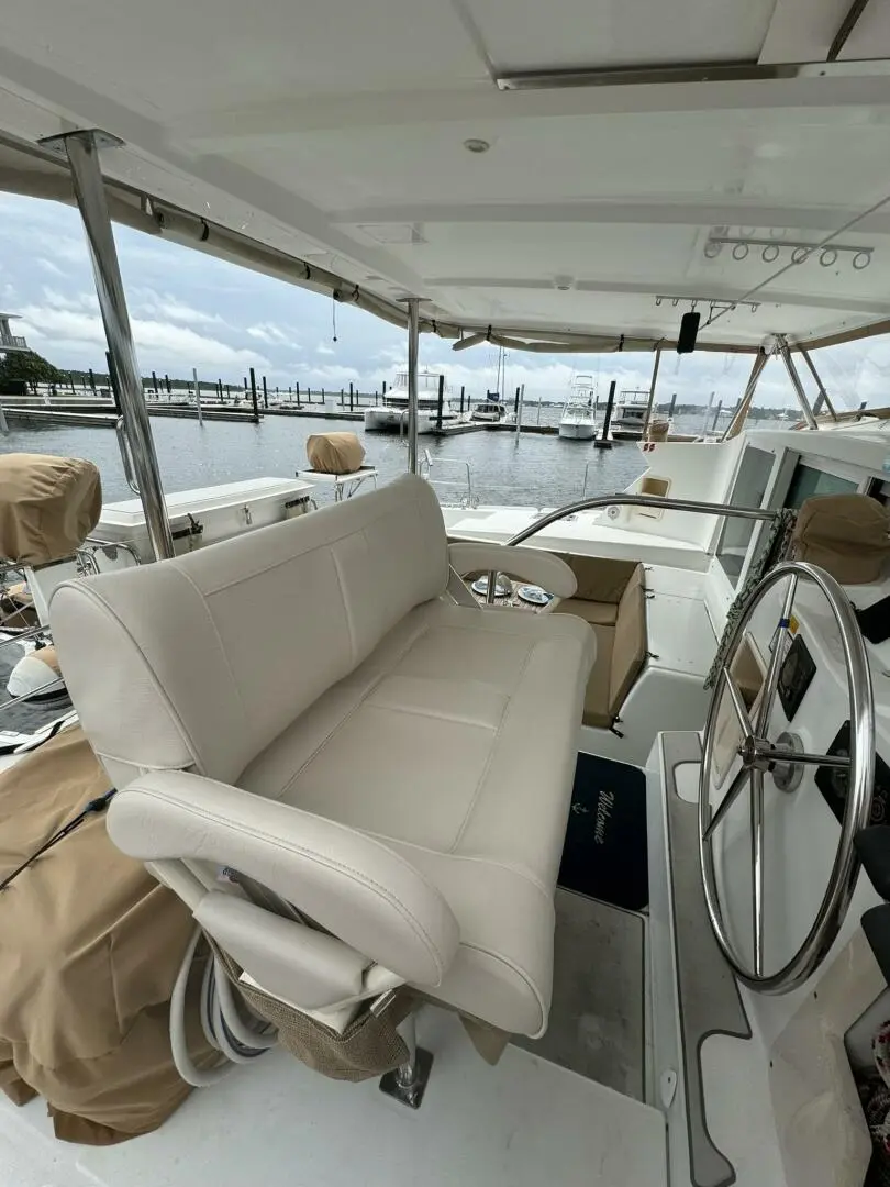 Thumbnail von Lagoon 420 Anchored Soul