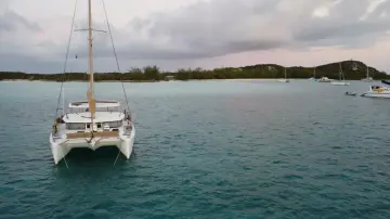 Thumbnail von Lagoon 420 Anchored Soul