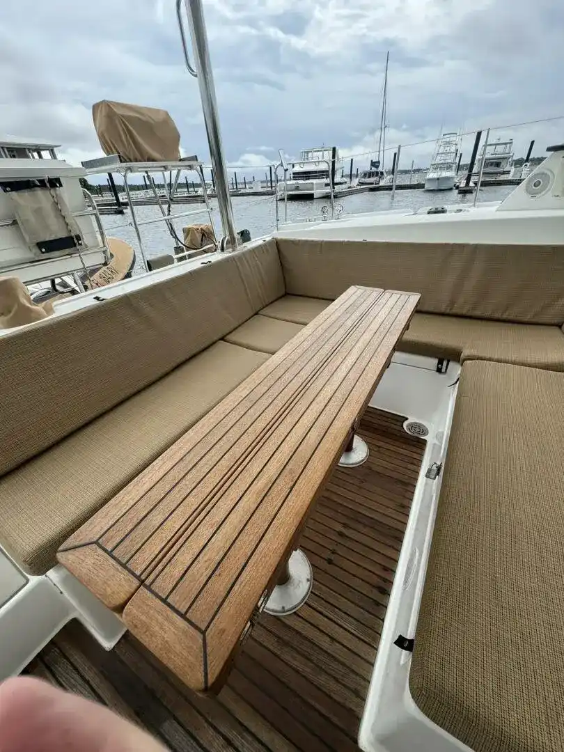 Thumbnail von Lagoon 420 Anchored Soul