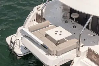 Thumbnail von Aquila 44 Yacht