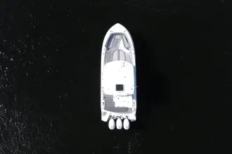 Thumbnail von Boston Whaler 360 Outrage