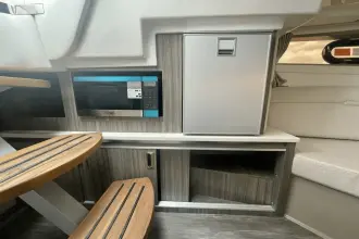 Thumbnail von Sea Ray 320 Sundancer s motorem venkovním