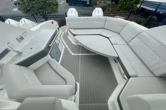 Thumbnail von Sea Ray 320 Sundancer s motorem venkovním