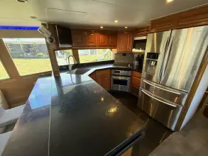 Thumbnail von Viking 72 Convertible