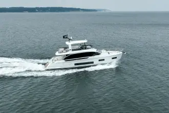 Thumbnail von Azimut 62