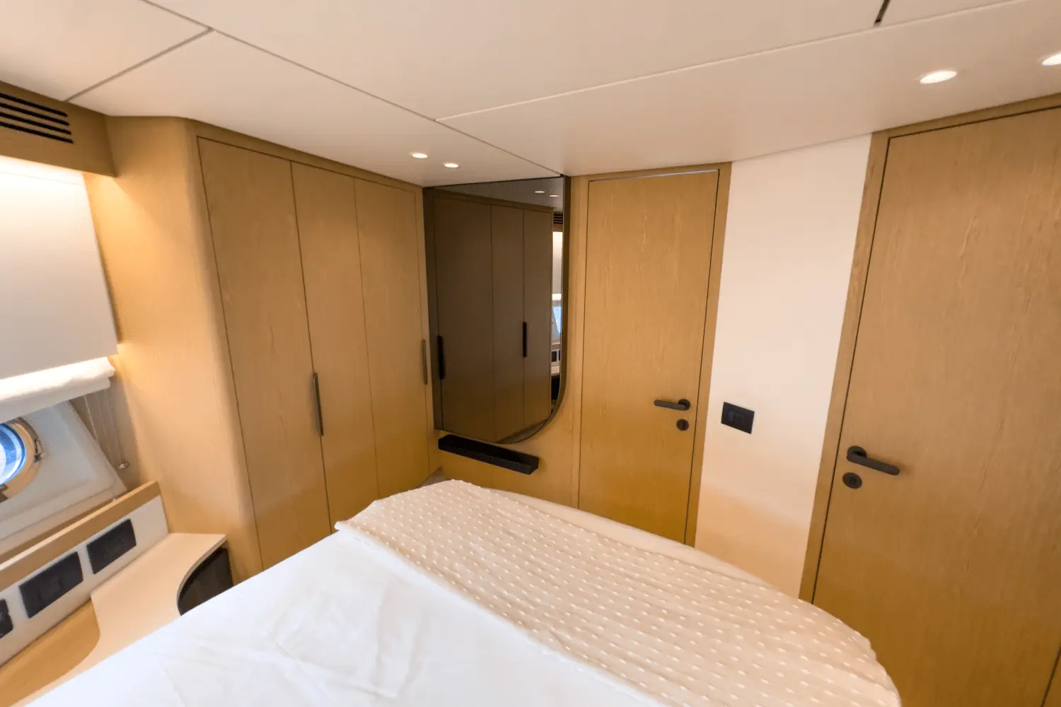 Thumbnail von Azimut 62