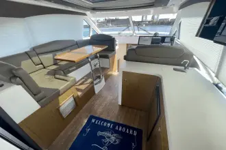 Thumbnail von Cruisers Yachts 41 Cantius