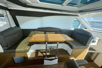 Thumbnail von Cruisers Yachts 41 Cantius