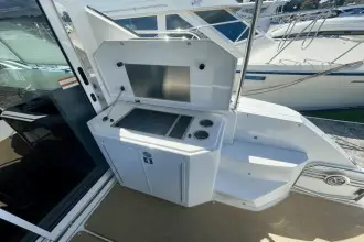Thumbnail von Cruisers Yachts 41 Cantius