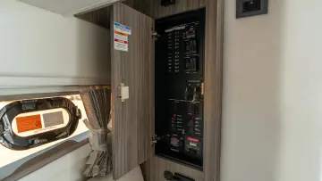 Thumbnail von Sea Ray 320 Sundancer Hors-Bord