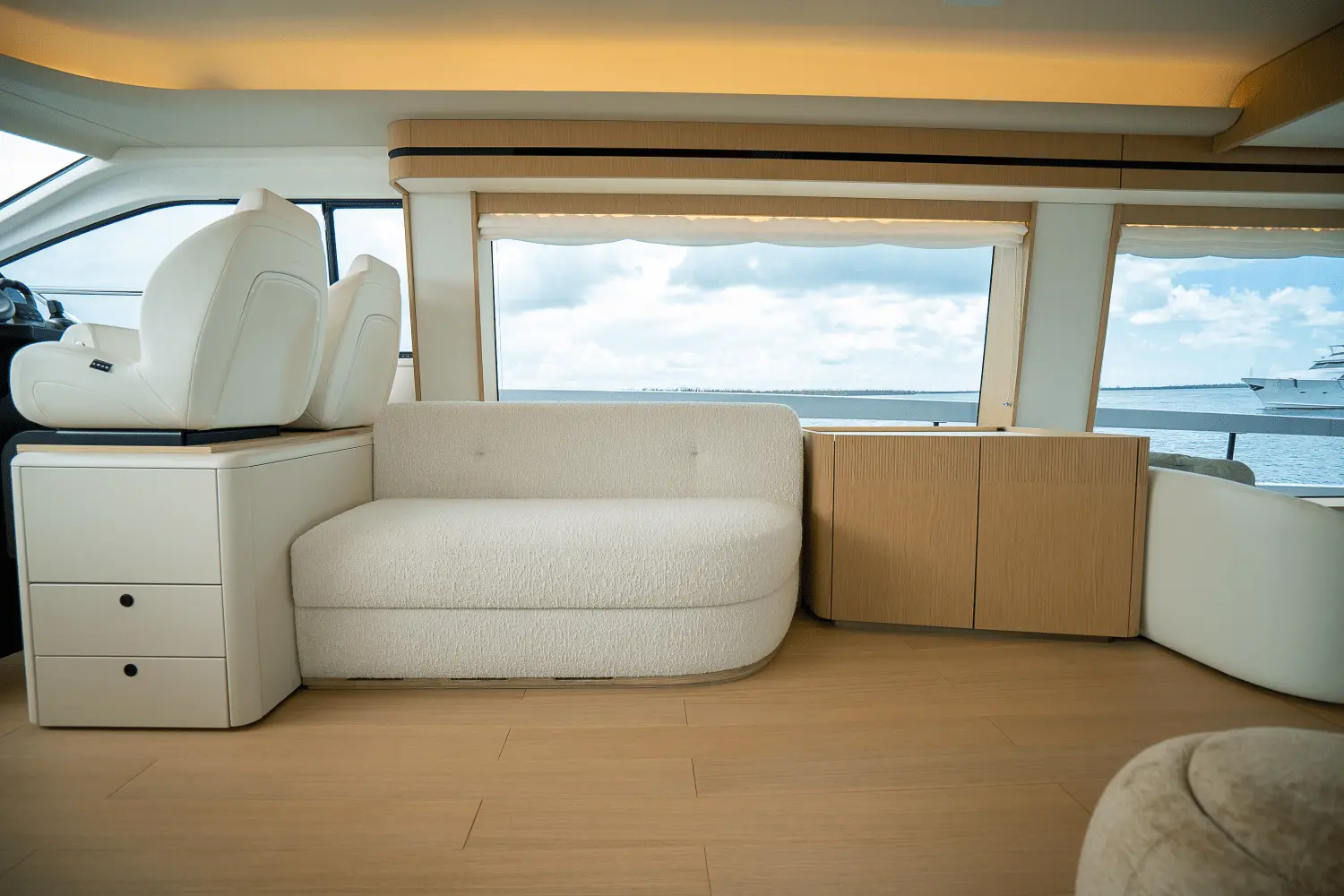 Thumbnail von Azimut 62