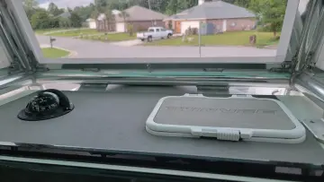 Thumbnail von Twin Vee 260 SE