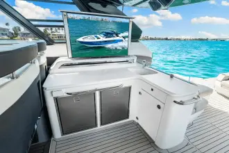 Thumbnail von Cruisers Yachts 50 GLS OB