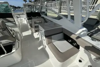 Thumbnail von Boston Whaler 280 Vantage