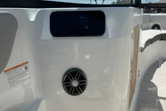 Thumbnail von Sea Ray SDX 250 z silnikiem zewnętrznym