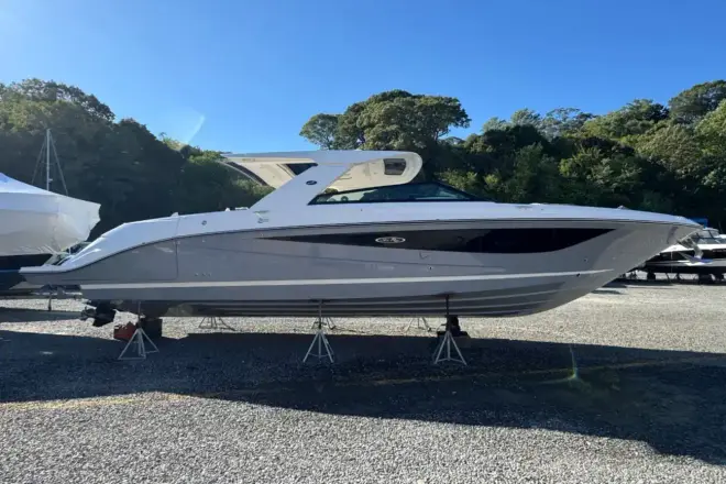 Sea Ray SLX 400