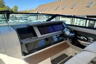 Thumbnail von Sea Ray SLX 400