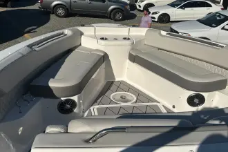 Thumbnail von Sea Ray SLX 400